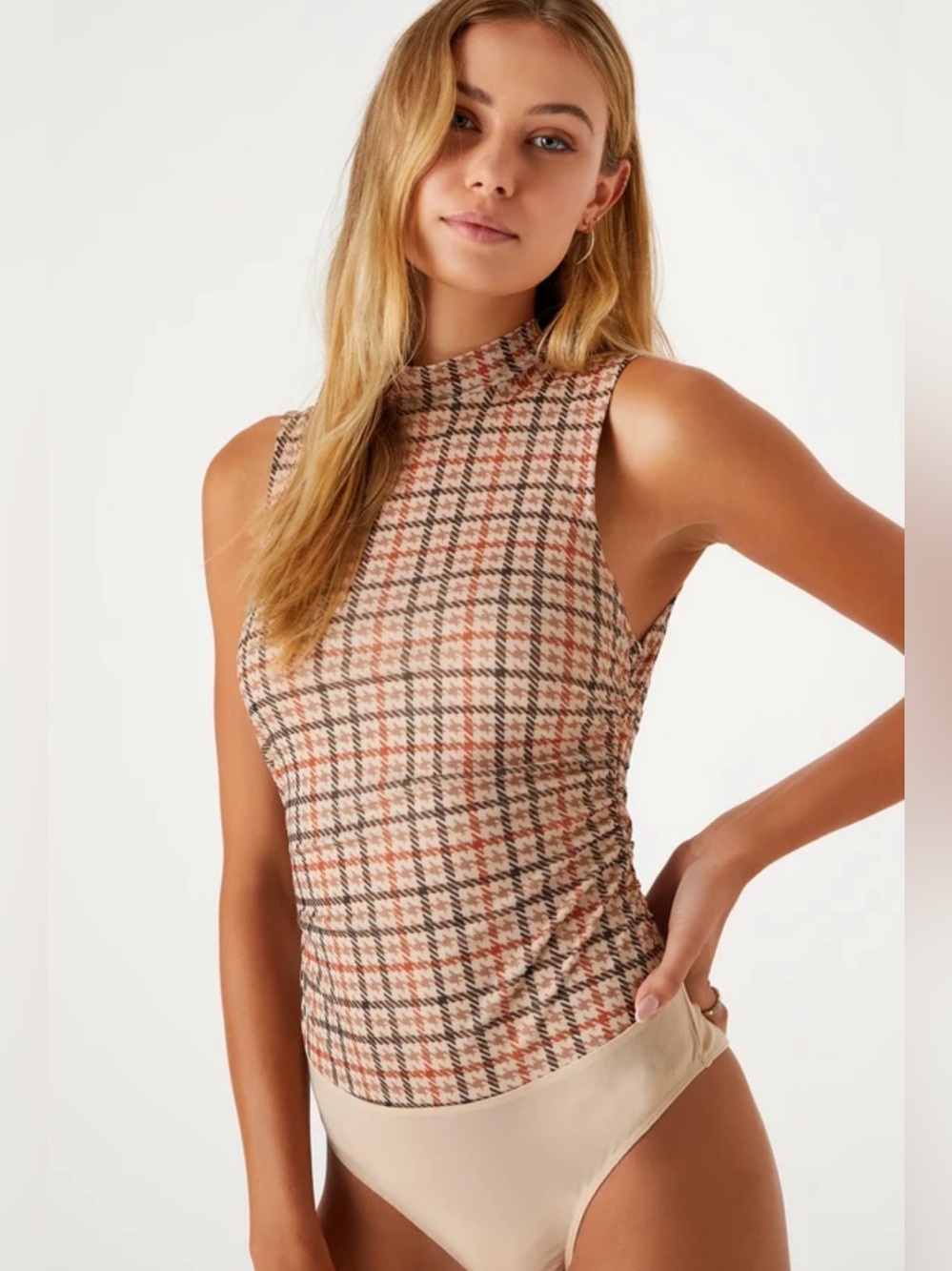 NWT Lulu’s Classic Tan Houndstooth Mock Neck Bodysuit - Large
